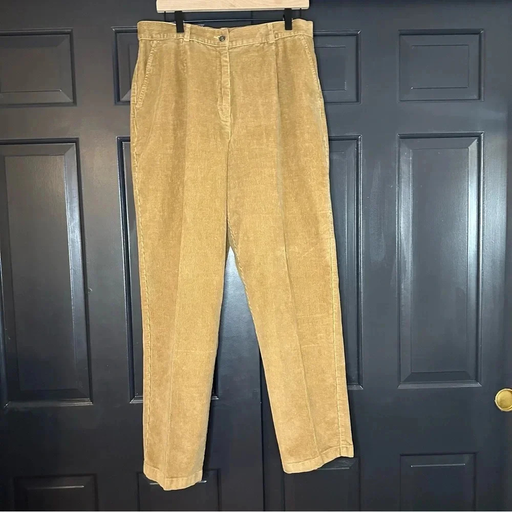LL Bean Corduroy Pants Womens 14 Reg Brown Pleats Classic(n) - Picture 5 of 10